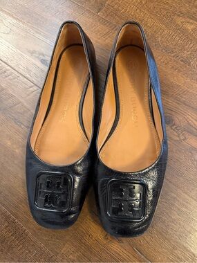 Tory Burch Black Leather Square-Toe Logo Flats